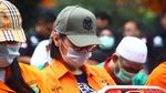 Tertunduk Malu, Lucinta Luna Dipamerkan di Polda Metro