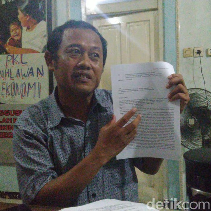 Dosen Unnes, Sucipto Hadi Purnomo yang diskors hina Jokowi menyurati Mendikbud Nadiem Makarim, Rabu (19/2/2020).