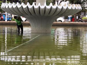 Melihat Perawatan Air Mancur Thamrin