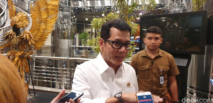 Menteri Pariwisata dan Pembangunan Ekonomi Kreatif Wishnutama Kusubandio