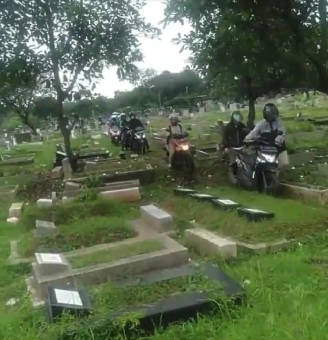 Terpopuler: Sejarah RI Pakai Setir Kanan, Polisi Nyamar Jadi Ojol