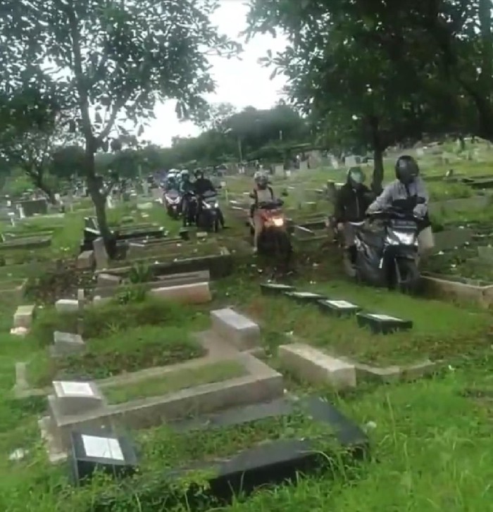TPU Menteng Pulo jadi jalur alternatif untuk menghindari macet