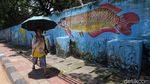 Warna-warni Mural Bertema Hewan Laut Hiasi Jalan Jembatan Tiga