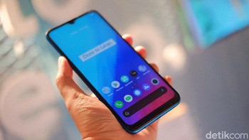 Realme C3 hadir dengan layar berukuran 6,5 inch. Foto: Adi Fida Rahman/detikINET