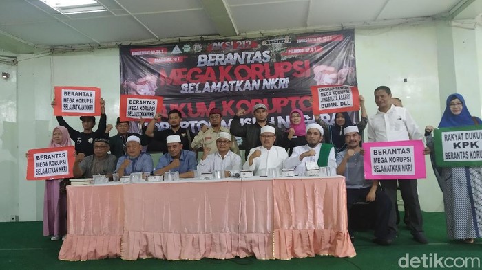 Konferensi pers PA 212 terkait rencana aksi 212 Berantas Mega Korupsi Selamatkan NKRI.