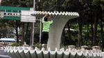 Melihat Perawatan Air Mancur Thamrin