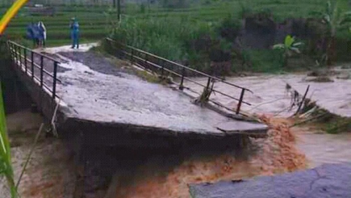 Jembatan Putus di Ciamis
