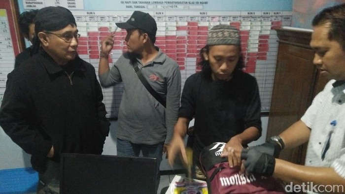 napi teroris di lapas ngawi bebas