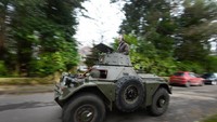 Salah satu kelemahan tank ini adalah saja suara mesinnya yang sangat bising. Namun Ned Cowel meyakini suara yang dihasilkan lebih kurang sama seperti suara traktor. Foto: zacharyculpin/bournemouthecho