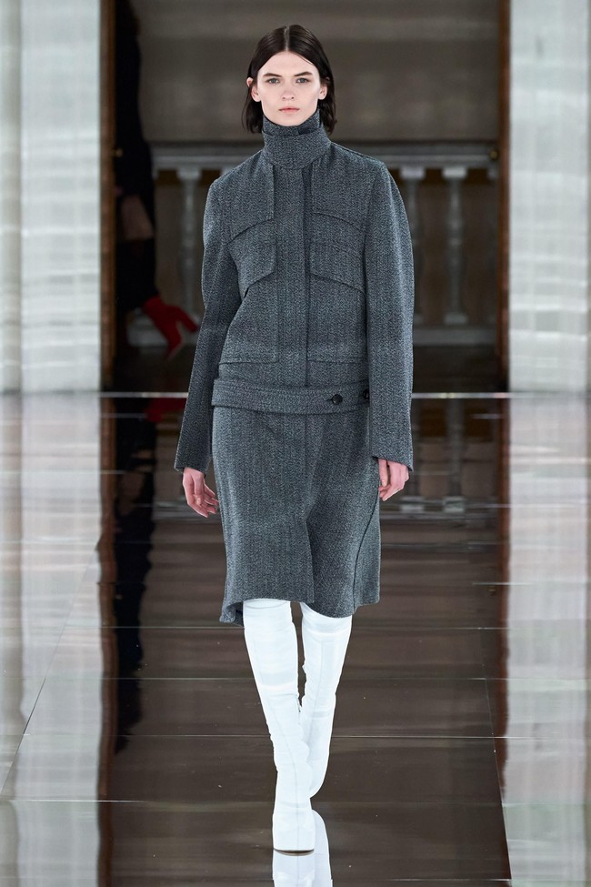 Fashion show koleksi musim gugur/dingin 2020 Victoria Backham di London Fashion Week 2020, London, Inggris. Foto: dok.Vouge.