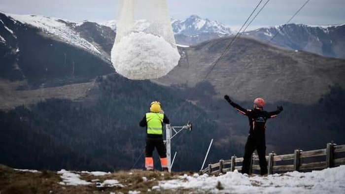 Salju di Resor Ski Eropa