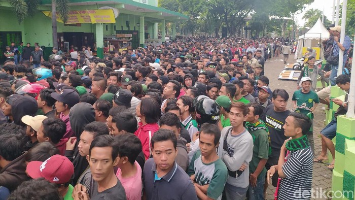 Kapolresta Sidoarjo imbau suporter tertib