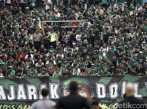PT LIB Targetkan Suporter Bisa Datang ke Stadion Mulai Awal 2022