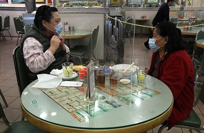 Restoran Hong Kong Sekat Kaca