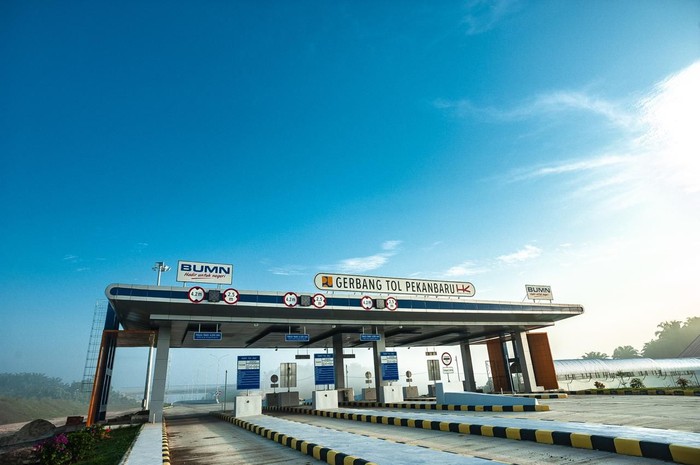 Jalan Tol Pekanbaru-Dumai