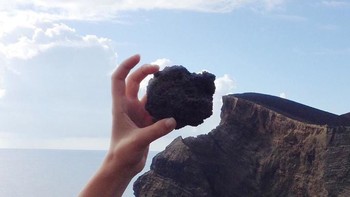 Loh, tebingnya dipotek? Foto: Instagram @umtiago via Bored Panda