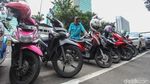 Parkir Ganjil-Genap Diberlakukan di Jalan Gajah Mada-Hayam Wuruk