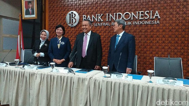 Soal Usul Fatwa Si Kaya Menikahi Si Miskin, Bunga Acuan BI Turun