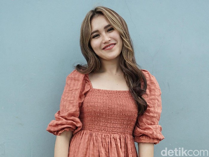 Ayu Ting Ting Ayu Ting Ting saat ditemui di TransTV