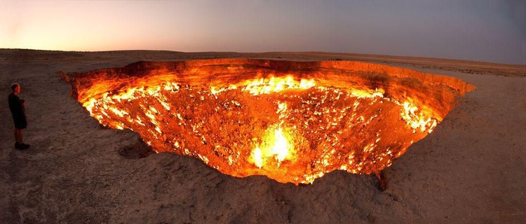 10 Tempat yang Tak Kalah Misterius dari Segitiga Bermuda 10 Tempat yang Tak Kalah Misterius dari Segitiga Bermuda