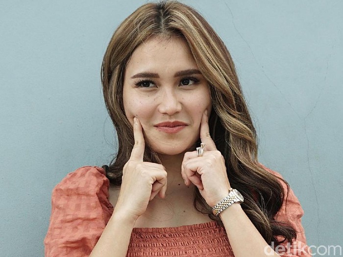 Ayu Ting Ting saat ditemui di TransTV