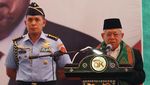 Momen Maruf Amin Resmikan Bank Wakaf Mikro di NTB