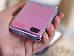 Terhipnotis Keindahan Galaxy Z Flip Mirror Purple