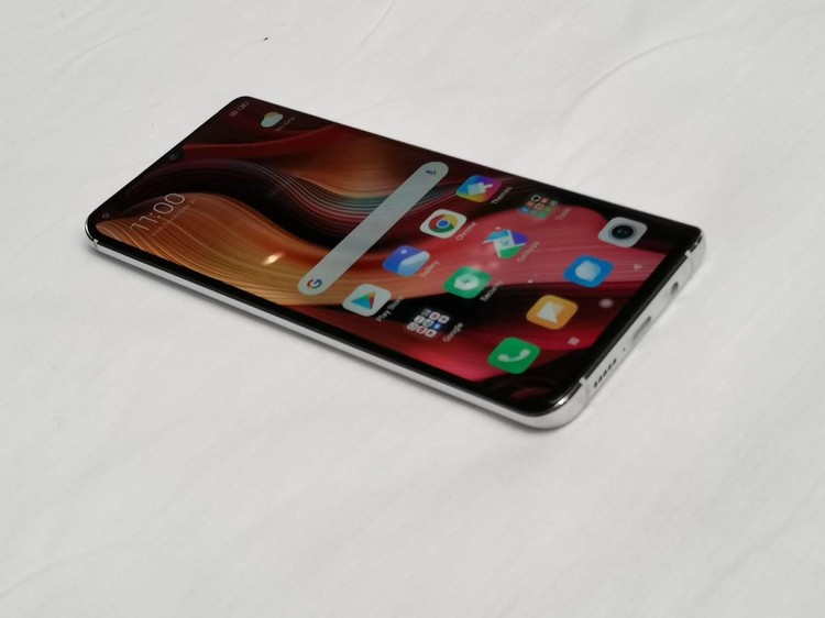 Bongkar Abis Jeroan Mi Note 10, Smartphone dengan Kamera 108 MP Bongkar Abis Jeroan Mi Note 10, Smartphone dengan Kamera 108 MP