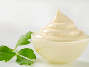 Meskipun Tinggi Kalori, Es Krim Rasa Mayonnaise Tetap Jadi Buruan
