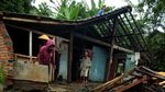 Penampakan Rumah Rusak Akibat Tanah Bergerak di Tegal