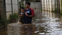 Berdasarkan data Badan Penanggulangan Bencana Daerah (BPBD) DKI Jakarta, terdapat 28 RW di 16 kelurahan dan 10 kecamatan se-Jakarta yang mengalami banjir.
