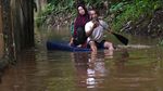 Cawang Kembali Terendam Banjir Imbas Luapan Sungai Ciliwung