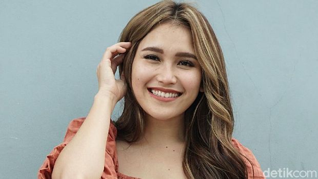 Ayu Ting Ting saat ditemui di TransTV