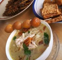 Ngiras Soto Ayam Khas Kudus yang Bikin Nambah