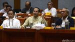 Ekspresi Nadiem Soal Bayar SPP Pakai GoPay