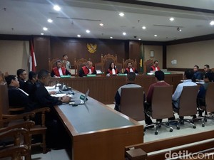 Cerita Saksi Antar Orang Suruhan Eks Aspri Menpora Ambil Uang di Kantor KONI