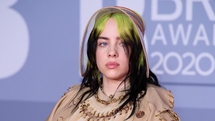 LONDON, ENGLAND - FEBRUARY 18: (EDITORIAL USE ONLY) Billie Eilish attends The BRIT Awards 2020 at The O2 Arena on February 18, 2020 in London, England. (Photo by Joe Maher/Getty Images for Bauer Media)