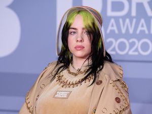 Billie Eilish Ngaku Tak Pantas Ada di Panggung Coachella