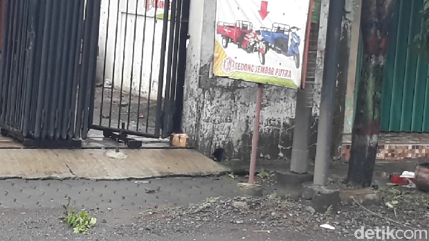 Ada Bungkusan Mencurigakan di Brebes, Polisi Kosongkan Lokasi