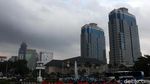 Potret Awan Mendung dan Hujan Guyur Monas Jelang Aksi 212