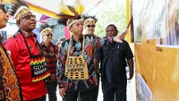 Hingga awal bantuan diluncurkan, saat ini Bank Mega telah merenovasi dan membangun kembali 72 sekolah yang tersebar di seluruh Indonesia, 6 di antaranya berada di Papua yakni Sorong, Manokwari (2 sekolah), Merauke, Sentani-Jayapura dan Timika.
