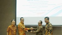 Penandatanganan kerja sama dihadiri oleh Direktur Teknik PT Angkasa Pura Properti Andiko Surya Wijaya, Direktur Utama PT Angkasa Pura Properti Hendra Lesmana, Direktur Utama PT Waskita Beton Precast Tbk Jarot Subana, dan Direktur Pemasaran PT Waskita Beton Precast Tbk Agus Wantoro, Jumat (21/2/2020).