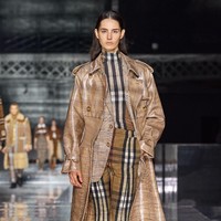 Fashion show terbaru Burberry ready to wear fall/winter 2020 yang diadakan di Olympia, London Fashion Week 2020, London, Inggris, Senin [17/2/2020]. Foto: dok. Vouge.