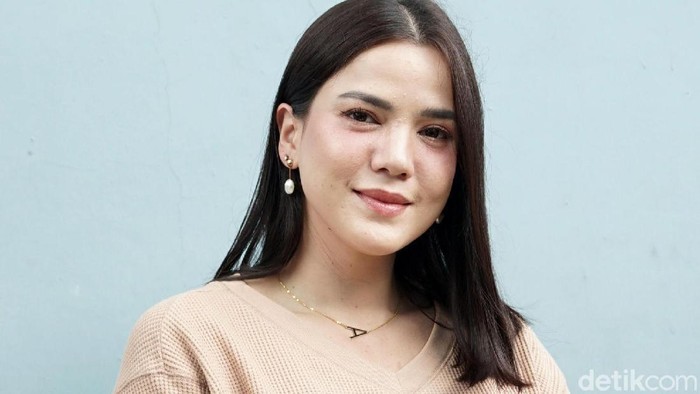 Curhat Alice Norin Kena Kanker Sarkoma, Awalnya Nyeri di Perut Bagian Bawah