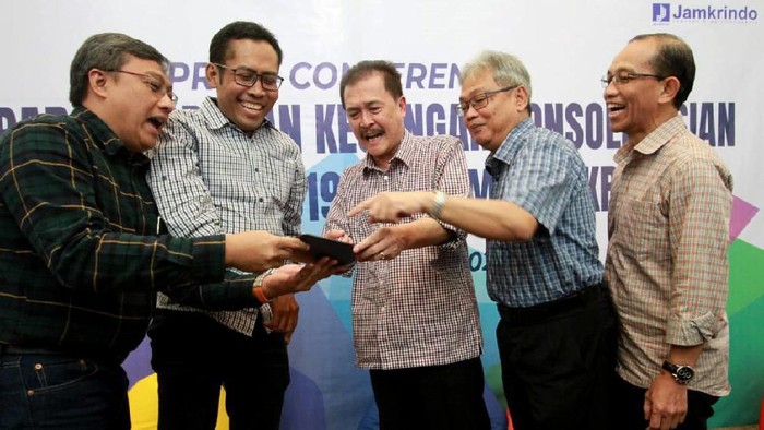 Perum Jamkrindo mencatatkan laba sebelum pajak tahun buku 2019 sebesar Rp 765,71 Miliar, tumbuh 51 persen dari laba tahun 2018 sebesar Rp 508,28 Miliar.