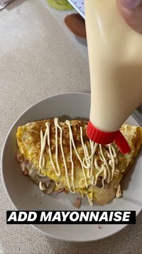 Warga Singapura Bikin Okonomiyaki Mie Instan untuk Hadapi Panik Virus Corona