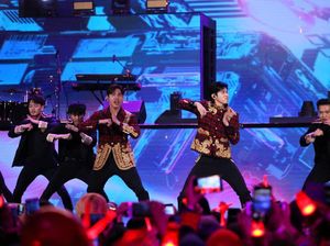 Aw! TVXQ Guncang Konser Korean Wave In Love