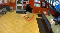 Saat Makan Bareng, Pasangan Polisi Ini Berhasil Tangkap Perampok di Restoran