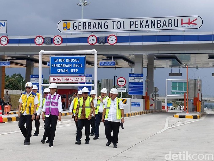 Jokowi Tinjau Tol Pekanbaru Dumai Lebaran Sudah Bisa Dilintasi 8953