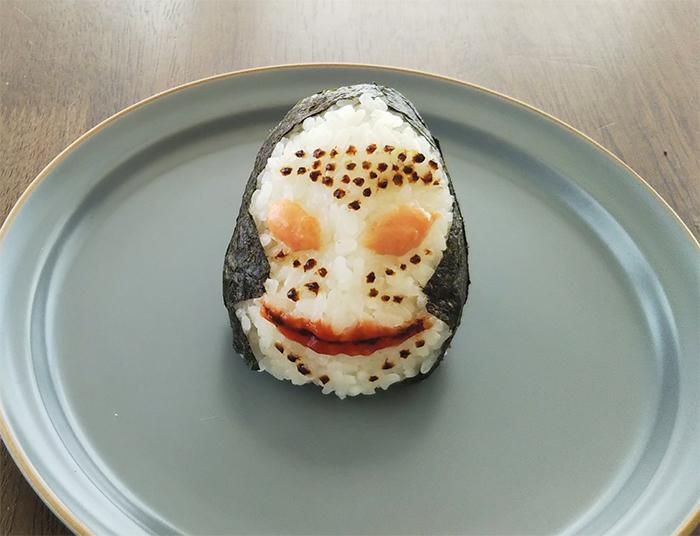 Onigiri bentuk unik